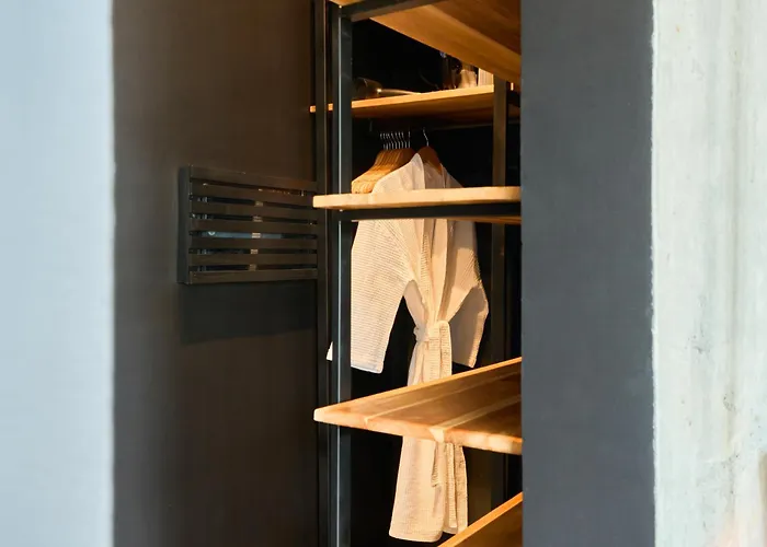 Rouge - Loft Emma
